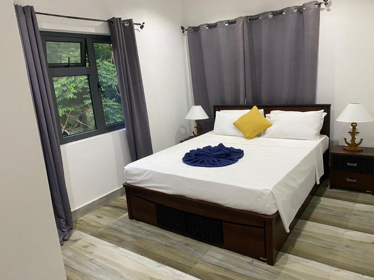 Jasmine Stay Self-Catering Apartments Victoria Exterior foto